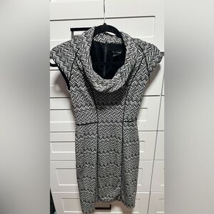 Women's Designer Dress Black White Geo Zigzag Capped Sleeve Stretchy Cowl Neck